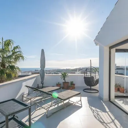 208 Atico Mirador Hills * Estepona