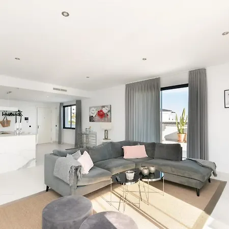 208 Atico Mirador Hills Estepona