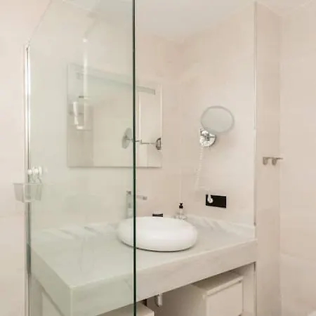 208 Atico Mirador Hills * Estepona